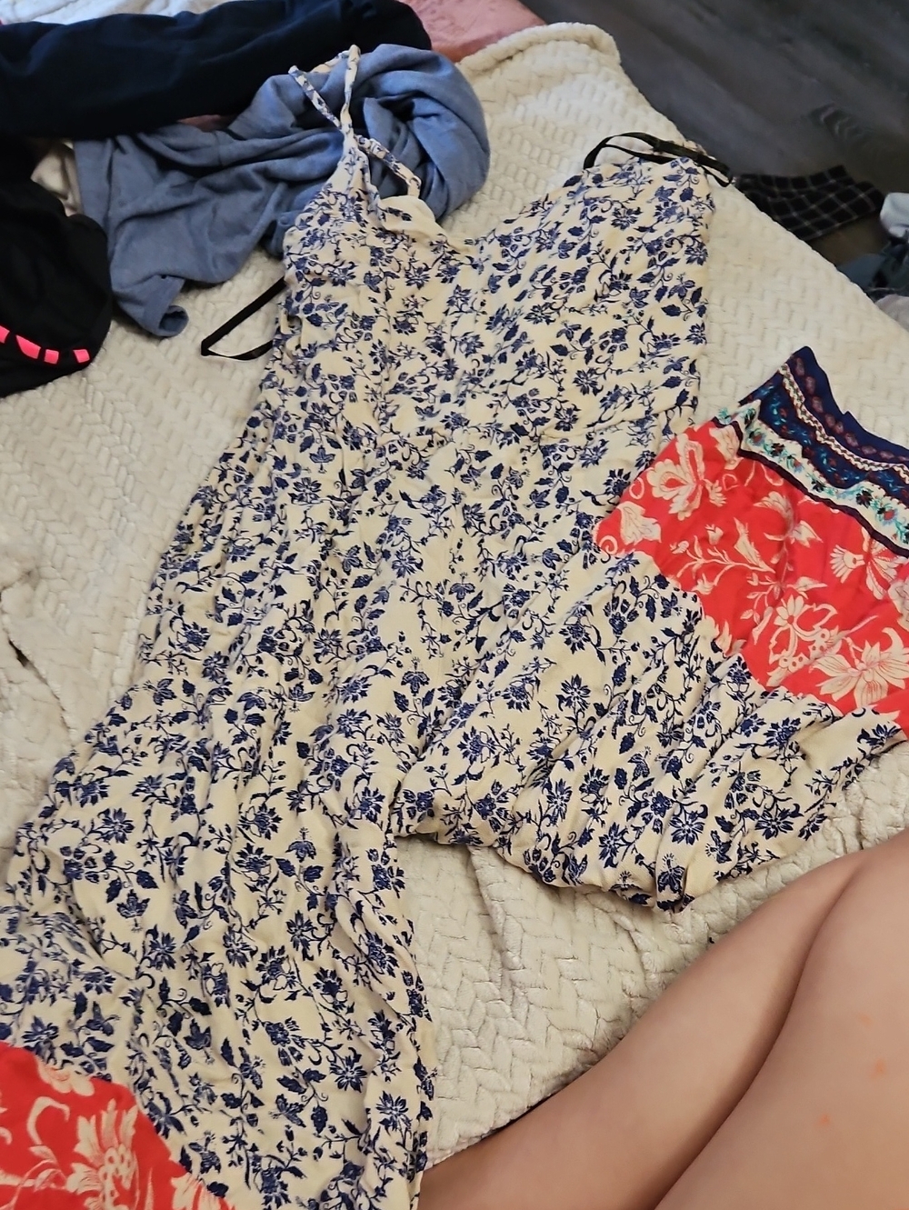 Jessica Simpson Cream Spaghetti Strap Nightdress with Blue Floral Print